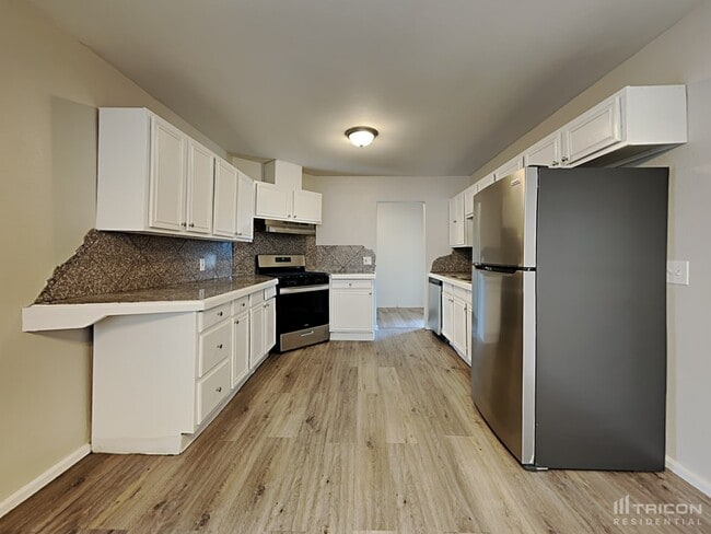 Photo - 730 Wyoming Ave