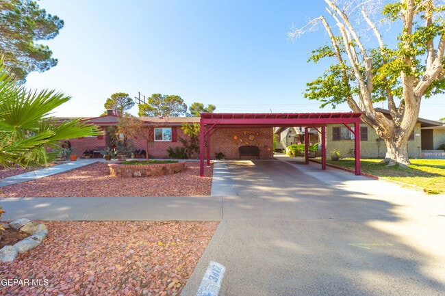 Photo - 3417 Aberdeen St