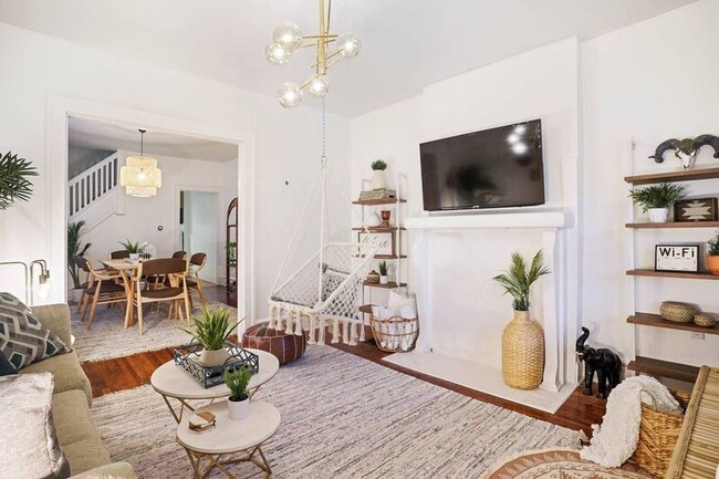Photo - 1351 N 5th St Casa