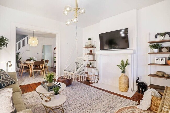 Building Photo - 1351 N 5th St Rental