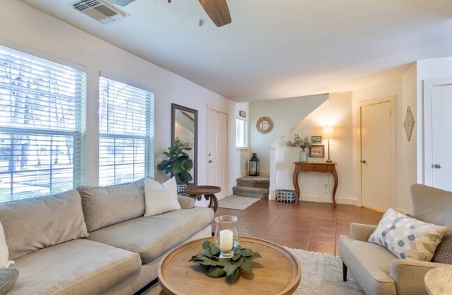 Photo - 6118 Spruce Bough Ct