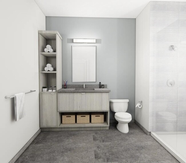 Baños de diseño con tocador doble, encimeras de cuarzo y armario para ropa blanca en apartamentos seleccionados cerca de Boston. - Modera Revere Beach