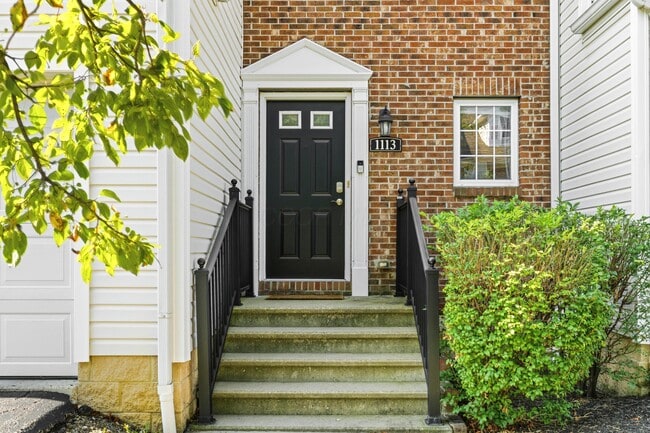 Photo - 1113 Green Knoll Dr