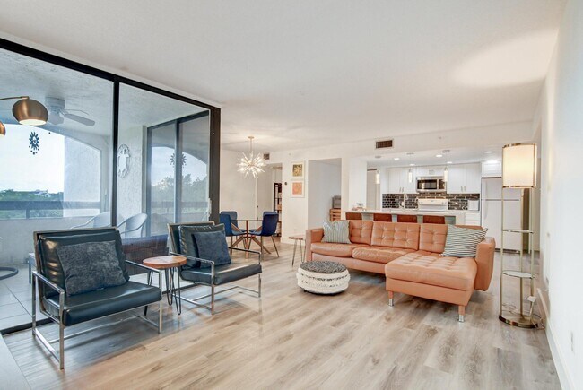 Photo - 1915 Lavers Cir Unit E504