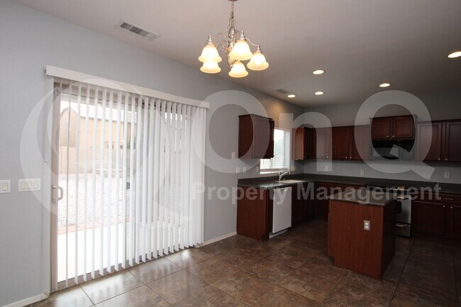 Photo - 359 E Brook St