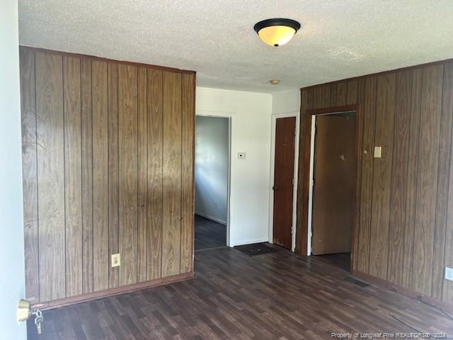 Photo - 1630 Murchison Rd