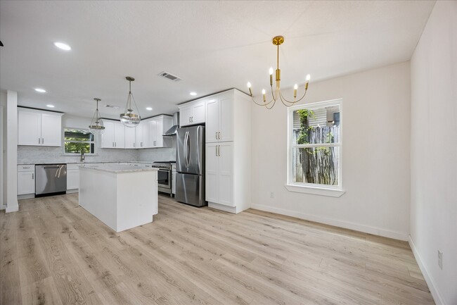 Photo - 1630 1/2-1632 Tabor St