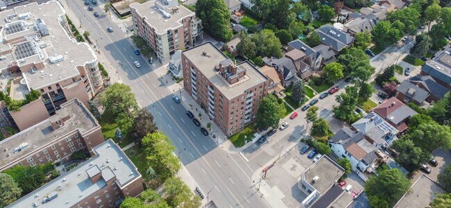 Glencairn Garden Apartments