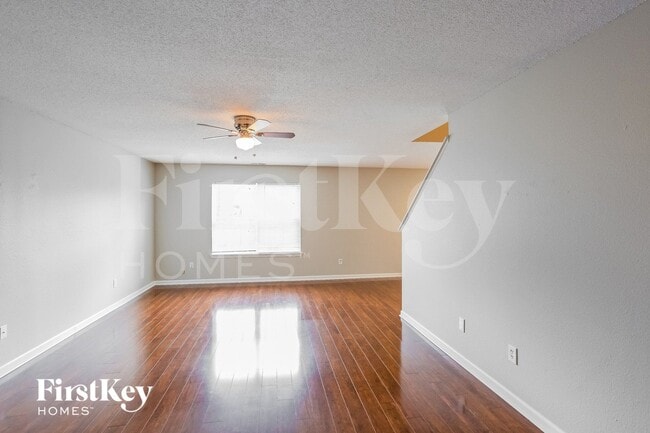 Photo - 1353 Cypress Dr