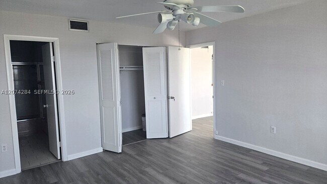 8024 Tatum Waterway Dr Unit 6B