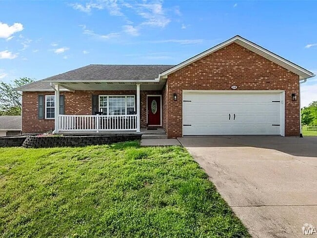 Building Photo - Beautiful 3 Bedroom, 2 Bathroom Home in a ...
