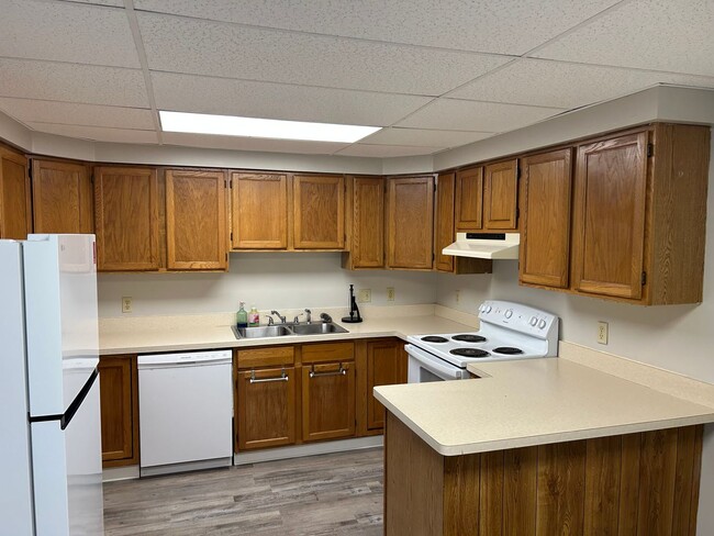 Photo - 153 W Seneca St Unit 153 W Seneca ST