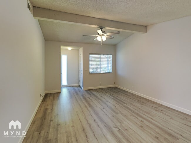 Photo - 7047 Greenback Ln