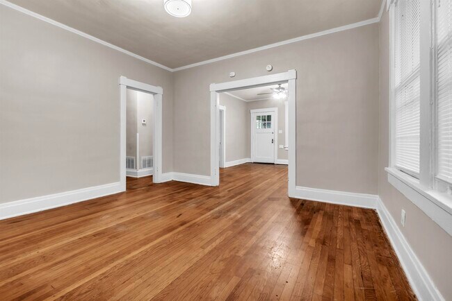 Photo - 342 N Claybrook St
