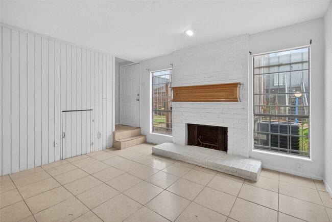 Photo - 9550 Deering Dr Unit 504