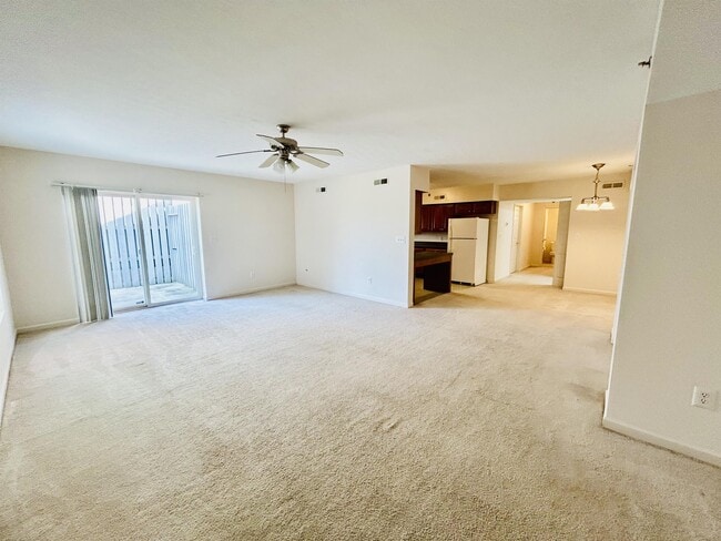 Photo - 17 Rosewood Ct