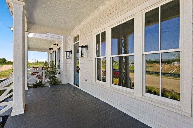 Photo - Luxury Townhome for Rent in Waterpointe | 3 Bed | 2.5 Bath | Private Courtyard