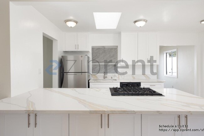 Photo - 4914 Zion Ave