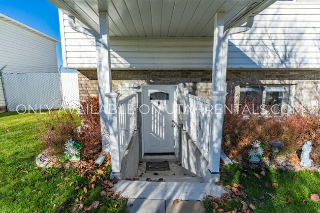 Photo - 2270 W 1750 N Unit B