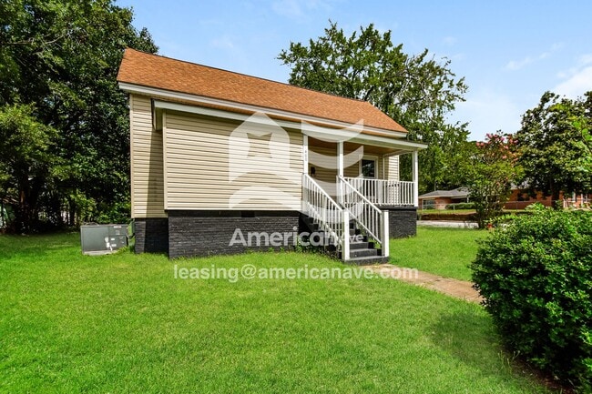 Photo - 400 N Sloan St