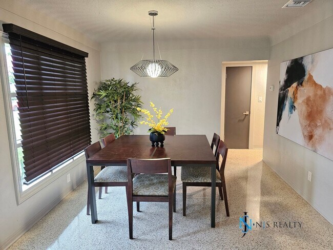 Photo - Classy Modern Renovation Home... true 3/2 ...