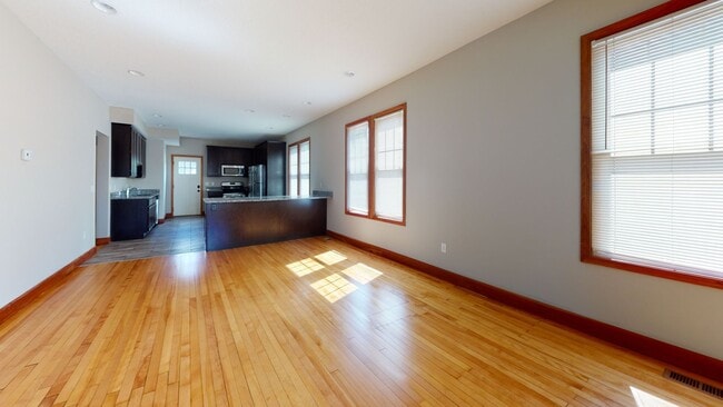 Photo - 1002 13th Ave SE Unit #1