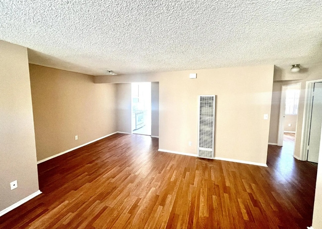1333 Bates Ave Unit 2