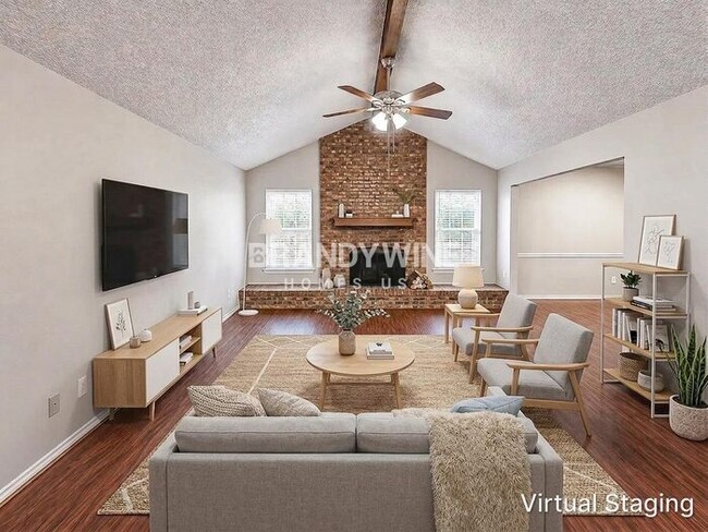 Photo - 5233 Hill Ridge Dr