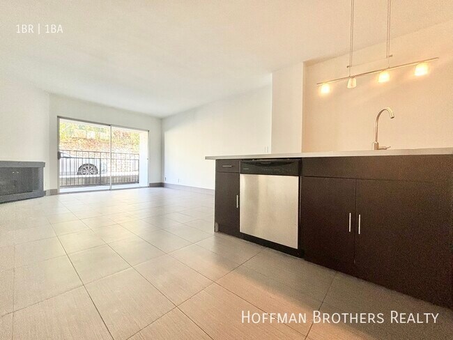 Photo - 3949 Los Feliz Blvd Unidad 601A