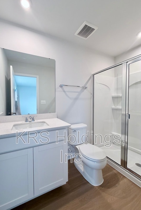 Photo - 315 Oldfield Dr