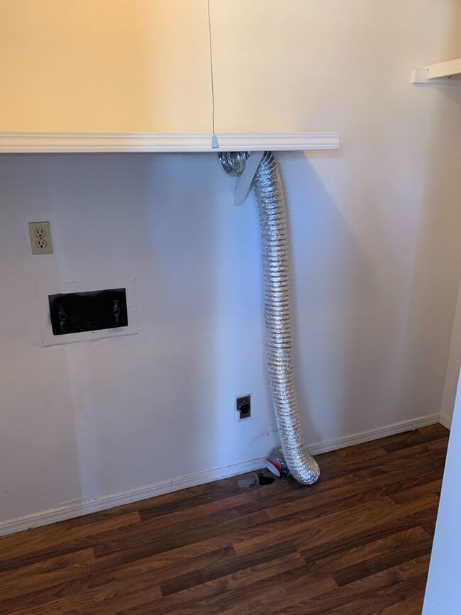 Photo - 3353 E Sunset St Unidad B