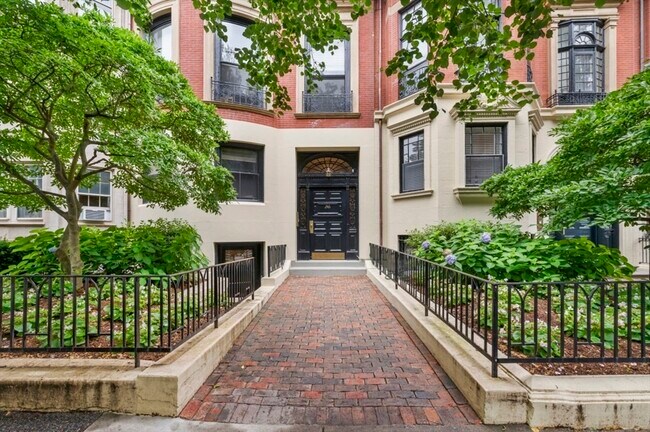 Photo - 246 Beacon St Apartment Unit 4A