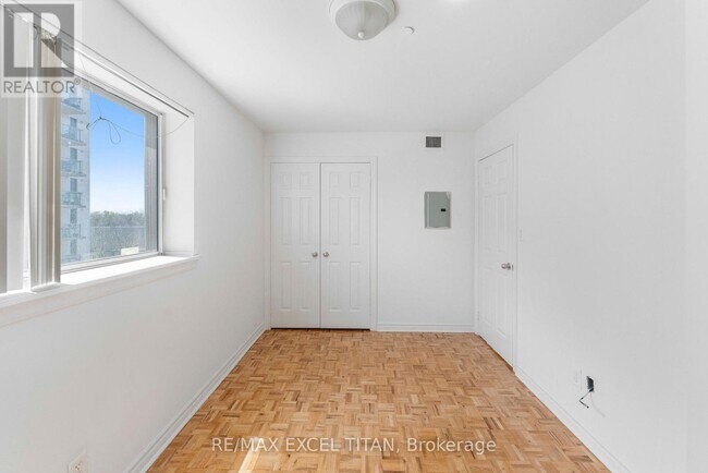 Photo - 1407 Dupont St Unit 409