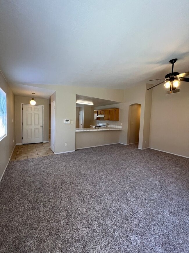 Photo - 6204 Straub Ln