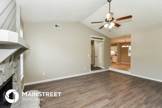 Photo - 8799 Parliament Pl