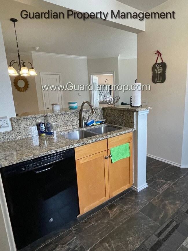 Photo - Eden Prairie Southwest Station Condo, 2 Full Baths, 1 Parking Space, Amenity Rich Building Unidad 2202