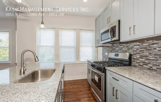 Photo - 3051 N Spaulding Ave Unit 3051-3W