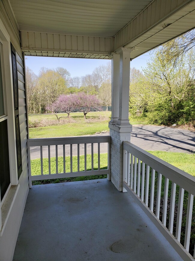 Photo - 529 Katonah Ave