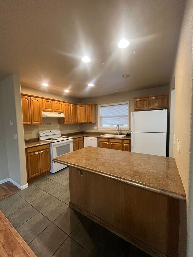 Photo - 3-Bedroom 2.5-Bathroom home in Eugene