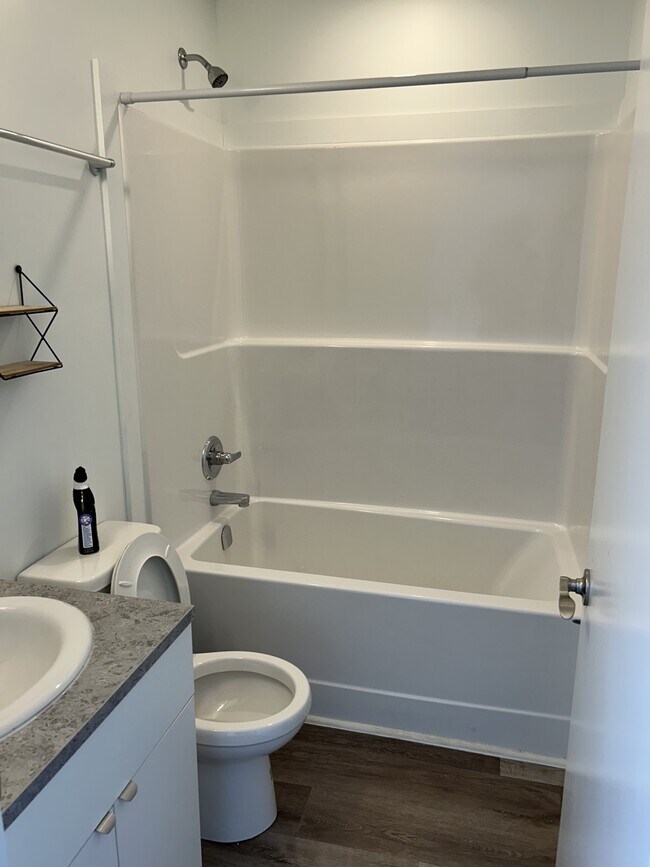 Photo - 12034-12041 41 St NW Unit 12034 - G2