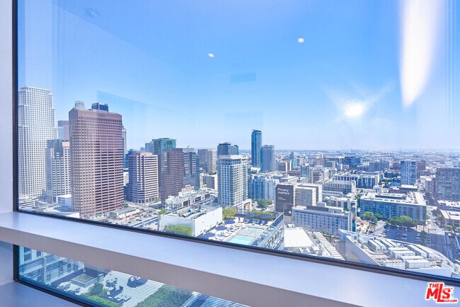 Building Photo - 900 W Olympic Blvd Unit 31E Rental