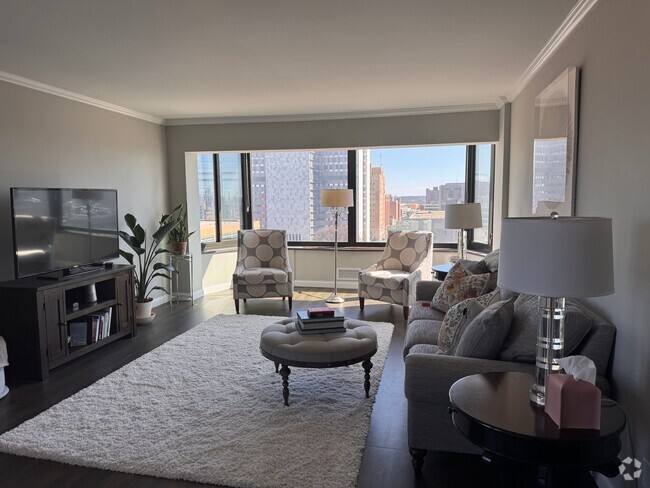 Building Photo - 207 5th Ave SW Unit 808 Rental