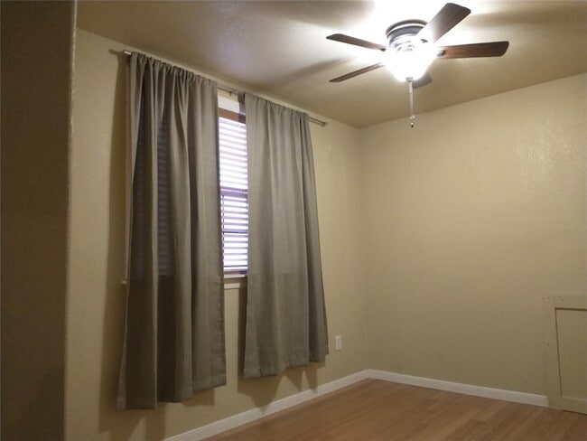 Photo - 16219 Oxbow Trl