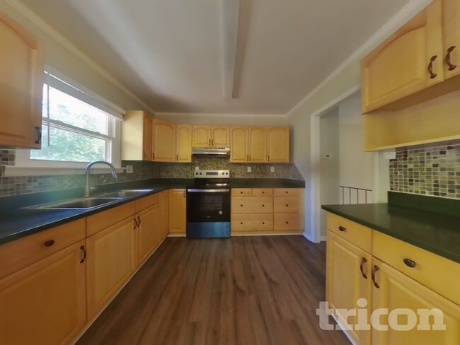 Photo - 9300 Overlook Cir