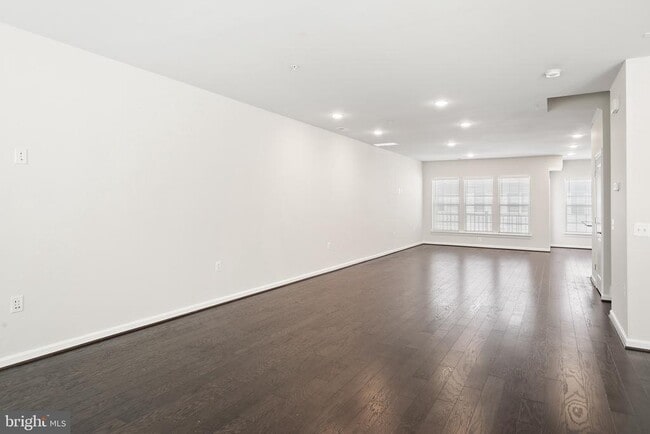 Photo - 13026 Martz St