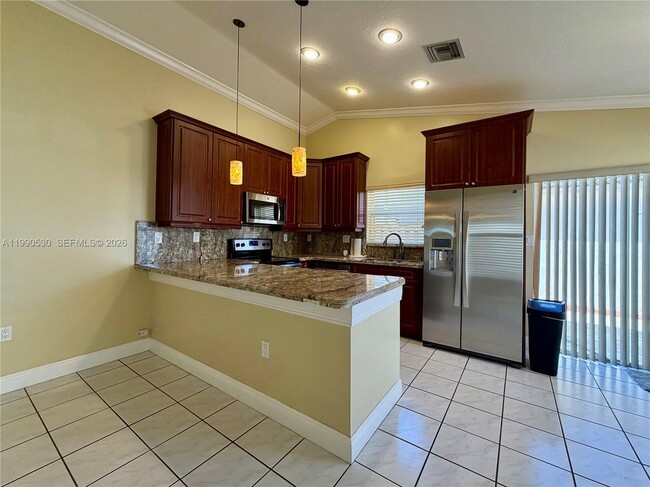 Photo - 15021 SW 141st Ln