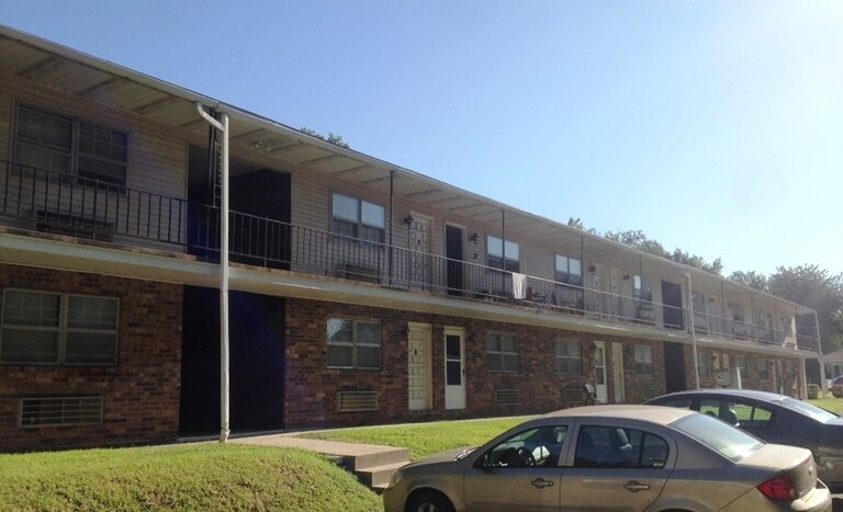 1401 S Boeke Rd - Boeke Place