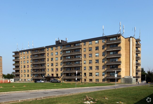 Photo - 70 Esther Lorrie Dr