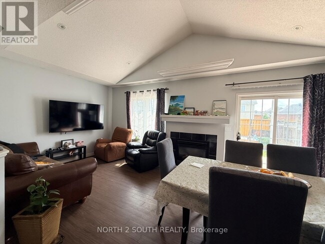 Photo - 1133 Kell St