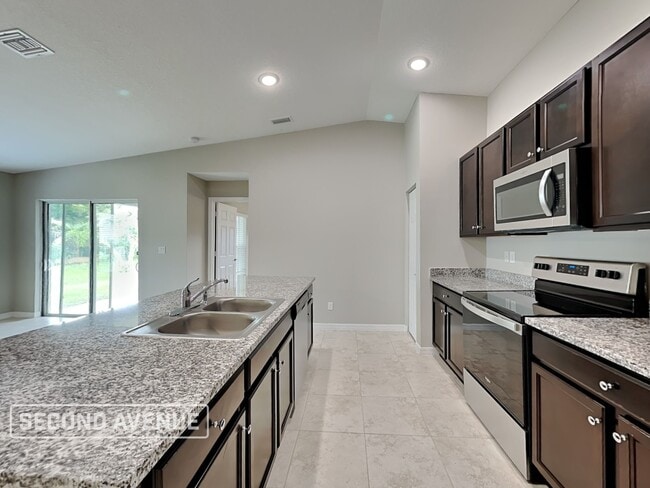 Photo - 3061 Dagget Ave SE